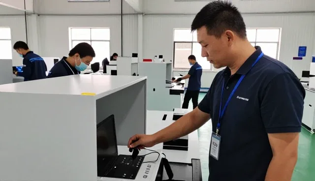 智能控制系统在真实环境中的表现